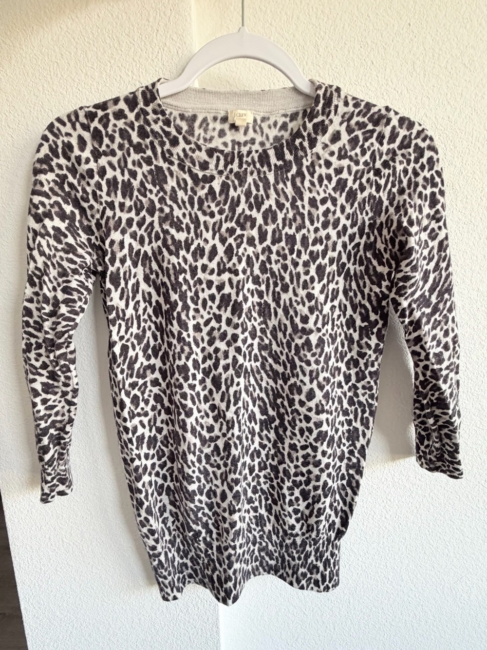 J.Crew Tippi Grey Leopard Print 100% Merino Wool 3/4 Sleeve Crewneck Sweater XS